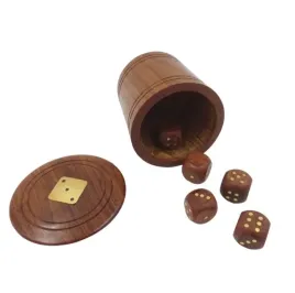 drewniane-kosci-do-gry-w-beczce-7x8cm