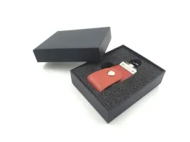 pendrive-w-pudelku-16g-prezent