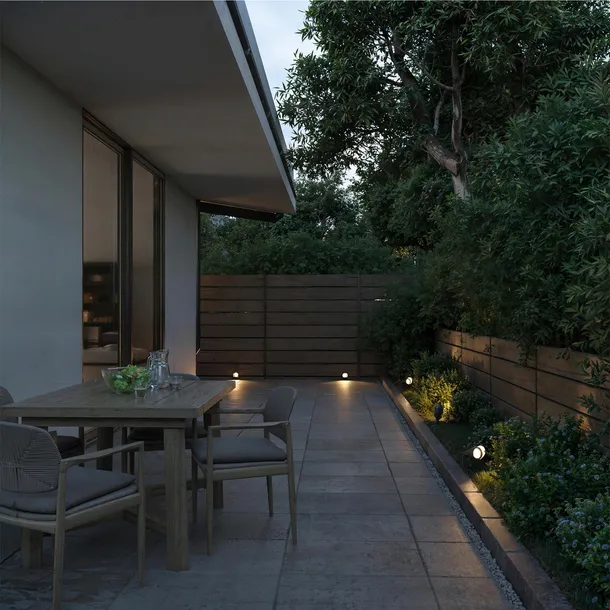 reflektor-ogrodowy-wbijany-led-4-6w-350lm-2700k-ip44-z-przewodem-1-5m-cylr-srednica-szerokosc-17-cm