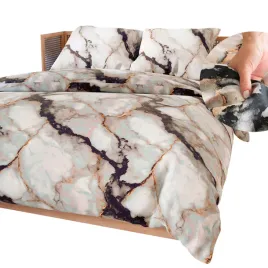 komplet-eleganckiej-poscieli-modny-wzor-zlote-zdobienie-220x200cm-stylowa