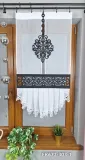 panel-z-dekorem-i-falbana-114x60cm-sposob-zawieszania-tasma-zabki