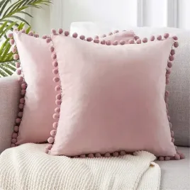 stylowa-rozowa-poszewka-welur-pomponiki-prezent-40x40-boho-ozdoba-wnetrza