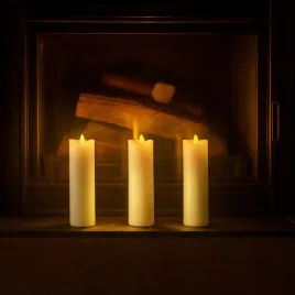 swieca-led-z-ruchomym-plomieniem-17-cm-wklad-do-znicza-lampion