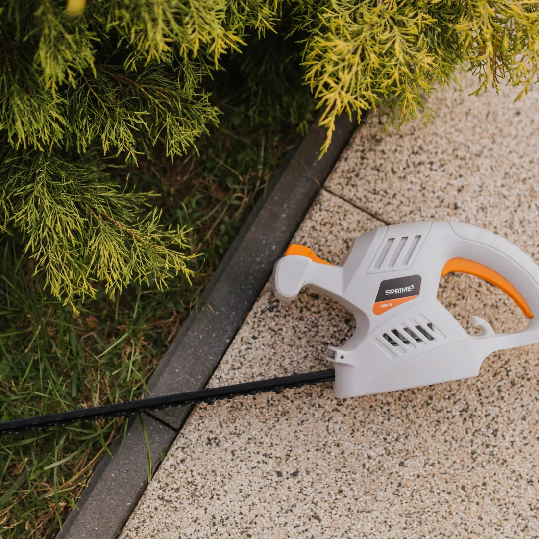 nozyce-do-zywoplotu-elektryczne-sieciowe-45-cm-1800w-lekkie-prime3-ght41