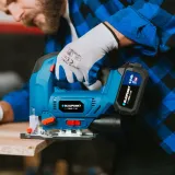 wyrzynarka-akumulatorowa-18v-do-drewna-metalu-zestaw-aku-2ah-ladowarka-waga-urzadzenia-1-2-kg