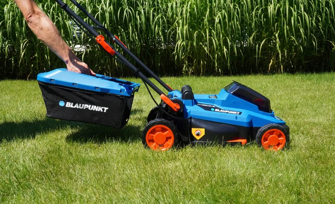 kosiarka-akumulatorowa-18v-33-cm-aku-5ah-ladowarka-blaupunkt-cl3010-stan-nowy