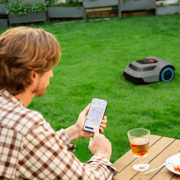 robot-koszacy-kosiarka-automatyczna-do-1000-m-aplikacja-bt-wi-fi-blaupunkt-wydajnosc-koszenia-1000-m