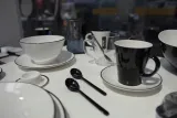 kubek-linea-black-melamina-gimex-kolor-bialy-czarny