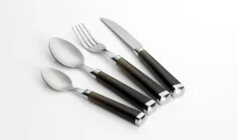 zestaw-sztuccow-czarnych-dla-4-osob-16szt-flamefield-fcs235-blk