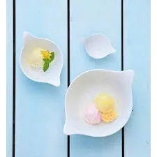 miska-leaf-m-biala-koziol-kolor-bialy