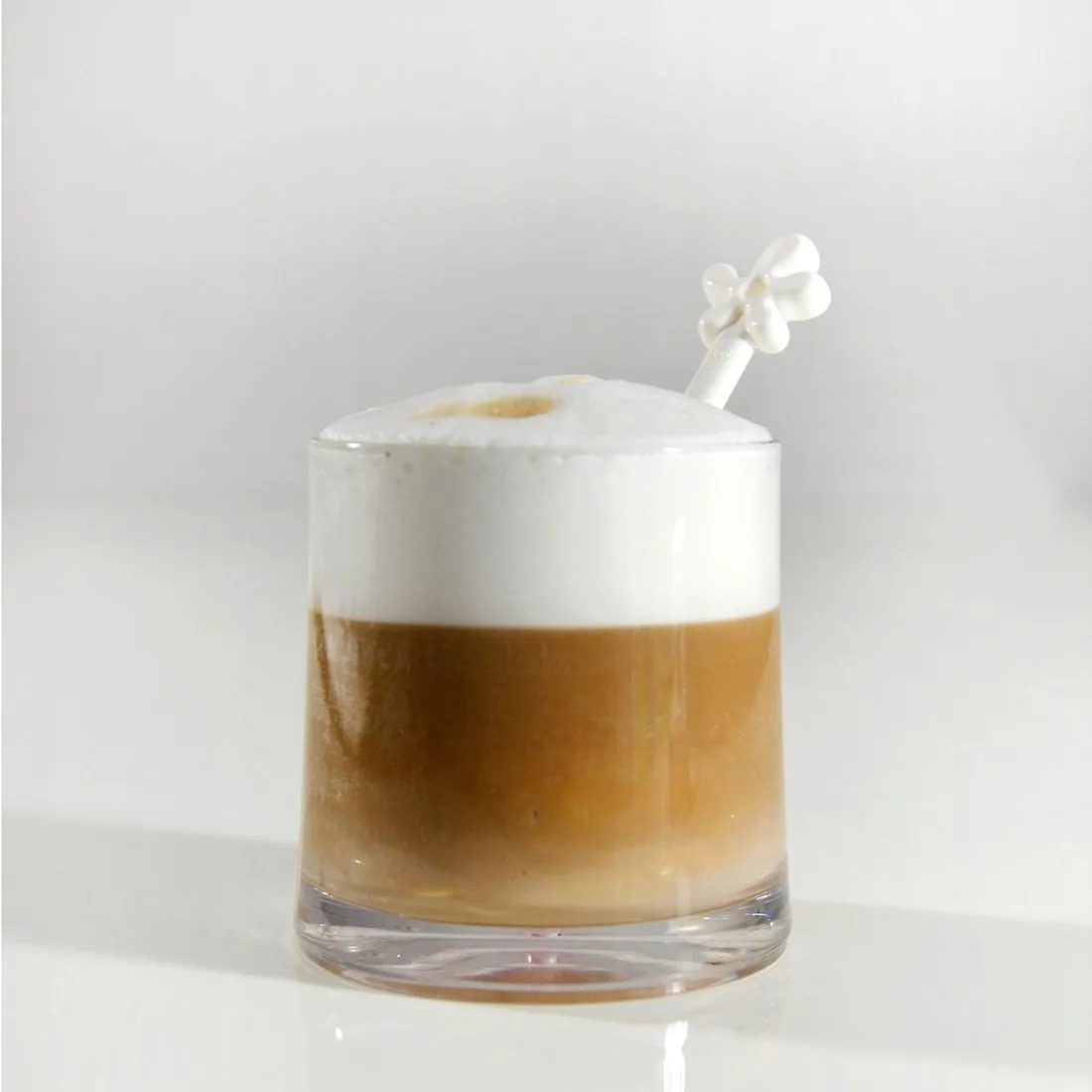 szklanka-250-ml-biala-koziol