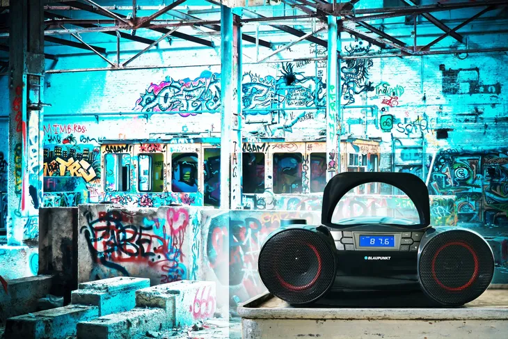 boombox-bt-fm-cd-mp3-usb-blaupunkt-bb30bt-komunikacja-bluetooth