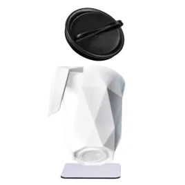 magnetyczny-kubek-to-go-z-pokrywka-i-biala-nano-zelowa-podkladka-silwy