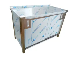 stol-zabudowany-przyscienny-z-drzwiami-suwanymi-150x60x85