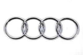 emblemat-na-tyl-audi-srebrny-polysk-logo-185x66