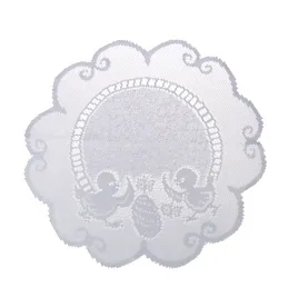 serwetka-na-koszyczek-z-azurowym-wzorem-d9357