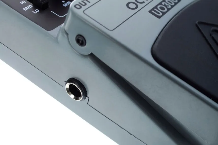 efekt-gitarowy-behringer-uo300-ultra-octaver