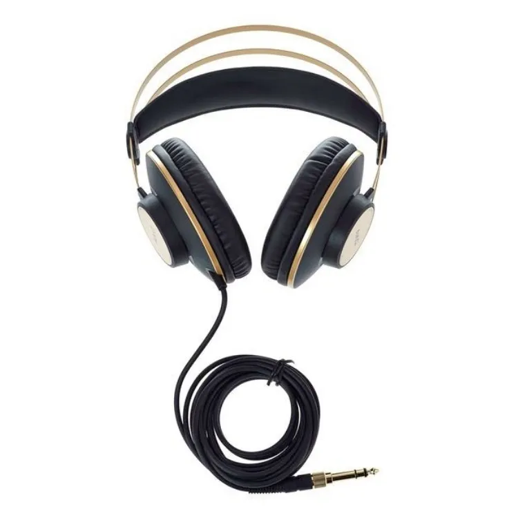 sluchawki-profesjonalne-studyjne-zamkniete-akg-k92