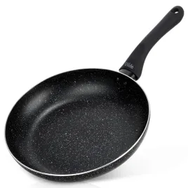 patelnia-granitowa-black-line-24-cm