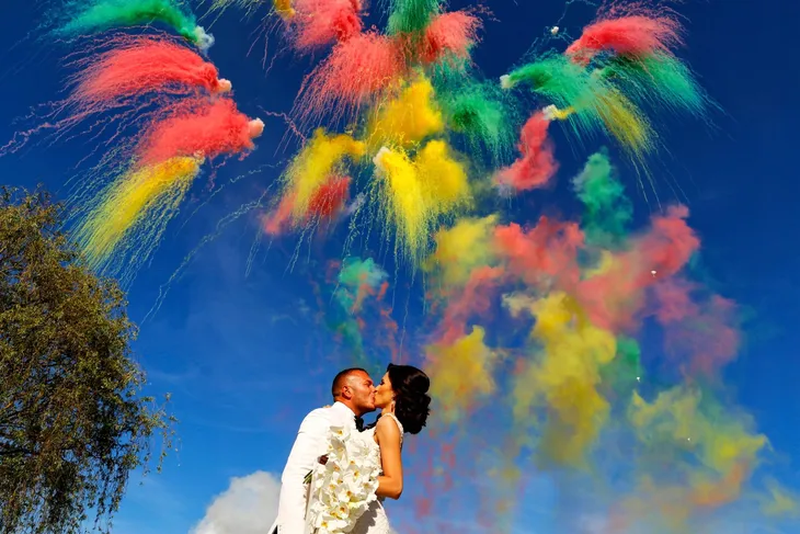 dym-czerwony-tf21-p1-25-4-marka-tropic