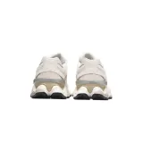 u9060wht-rozmiar-385-marka-new-balance