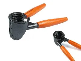 dziadek-do-orzechow-z-otwieraczem-do-wina