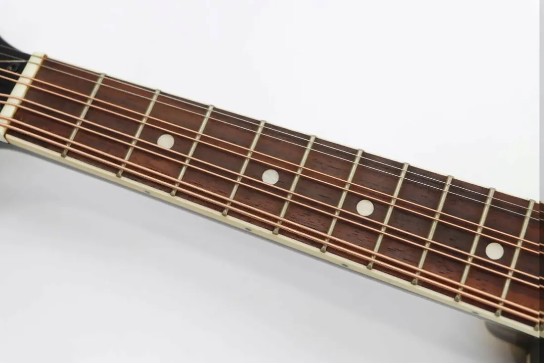 struny-do-mandoliny-10-34-phosphor-bronze-moge-md1-komplet