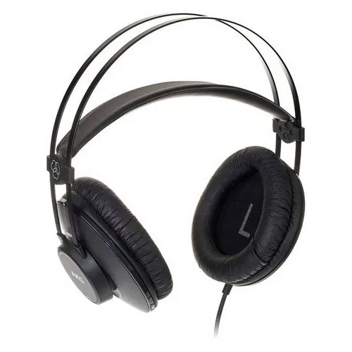 sluchawki-profesjonalne-studyjne-zamkniete-akg-k52-regulacja-glosnosci-nie