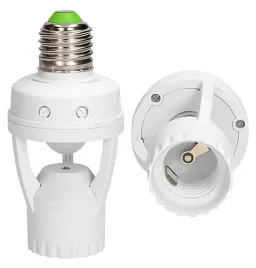 pojedyncze-gniazdo-zarowki-led-duzy-gwint-e27-z-czujnikiem-ruchu-360st-60w