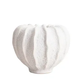 wazon-mare-o-rzezbiarskiej-formie-20x20x16cm-homla