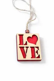 zestaw-zawieszka-zapachowa-love-z-czerwonym-filcem-perfumy-milion-or-roma