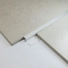 listwa-aluminiowa-kwadratowa-10-mm-anodowane-srebro-250-cm
