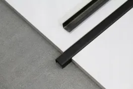 listwa-dekoracyjna-nierdzewna-czarna-do-plytek-c10