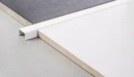 listwa-dekoracyjna-nierdzewna-biala-do-plytek-c15
