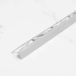 listwa-narozna-aluminiowa-l-10-mm-anodowane-srebro-250-cm