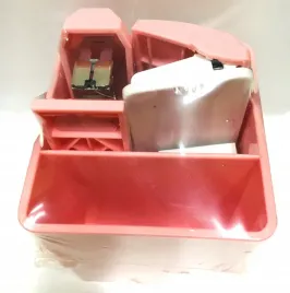 organizer-na-biurko-dla-dziecka-rozowy-zszywacz-dziurkacz