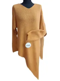 sweter-cieply-puszysty-asymetryczny-biust-110-cm
