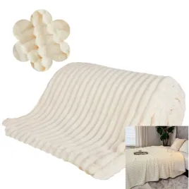 koc-wytlaczany-200x220-cm-miekki-cieply-elegancki-kremowy