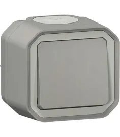 legrand-wodoodporny-wylacznik-10a-plexo-szary-montaz-natynkowy