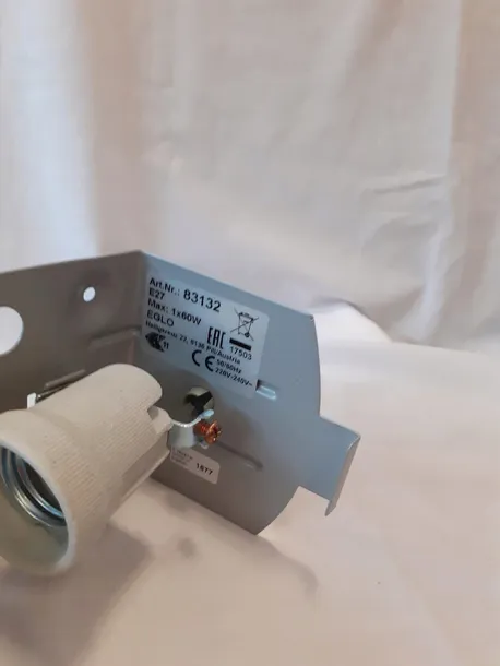 plafon-eglo-grafik-e27-1x60w-83132-kod-producenta-eglo83132-stan-powystawowy