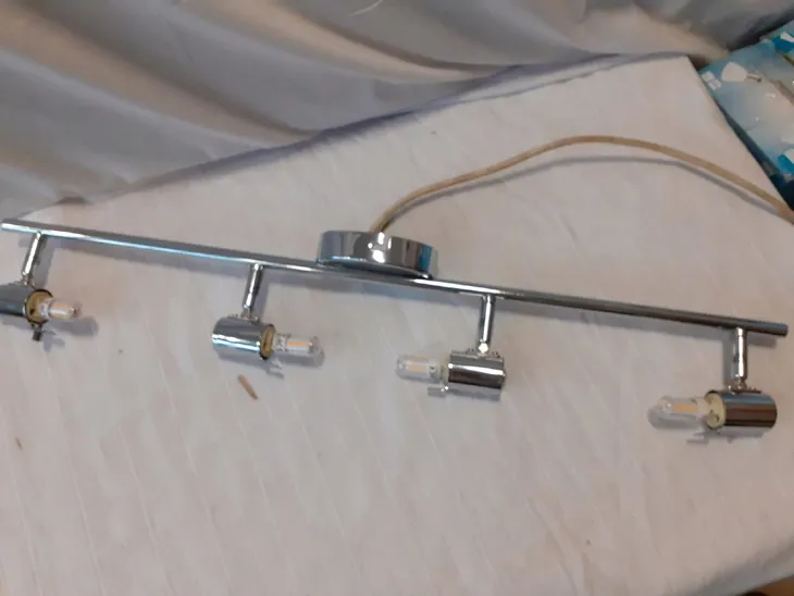 spot-eglo-orvieto-32058-stan-powystawowy-rodzaj-gwintu-g9