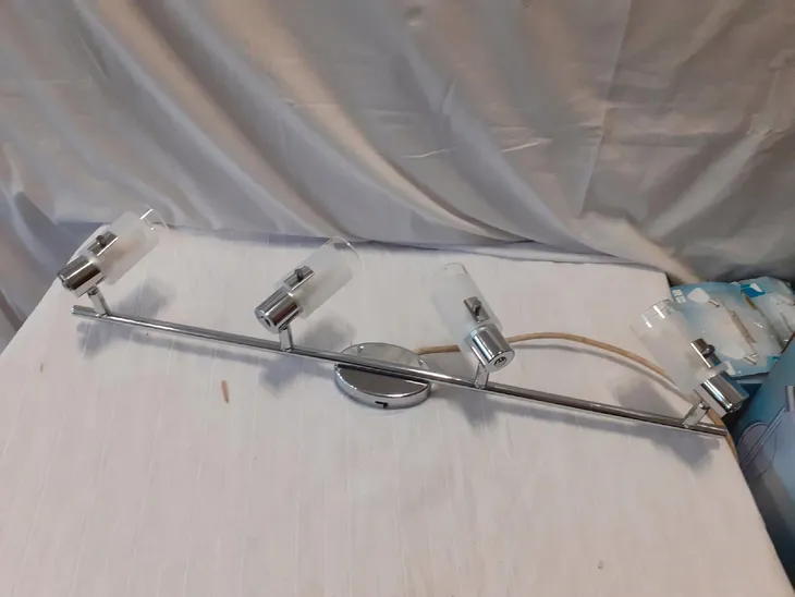 spot-eglo-orvieto-32058-marka-eglo-stan-powystawowy