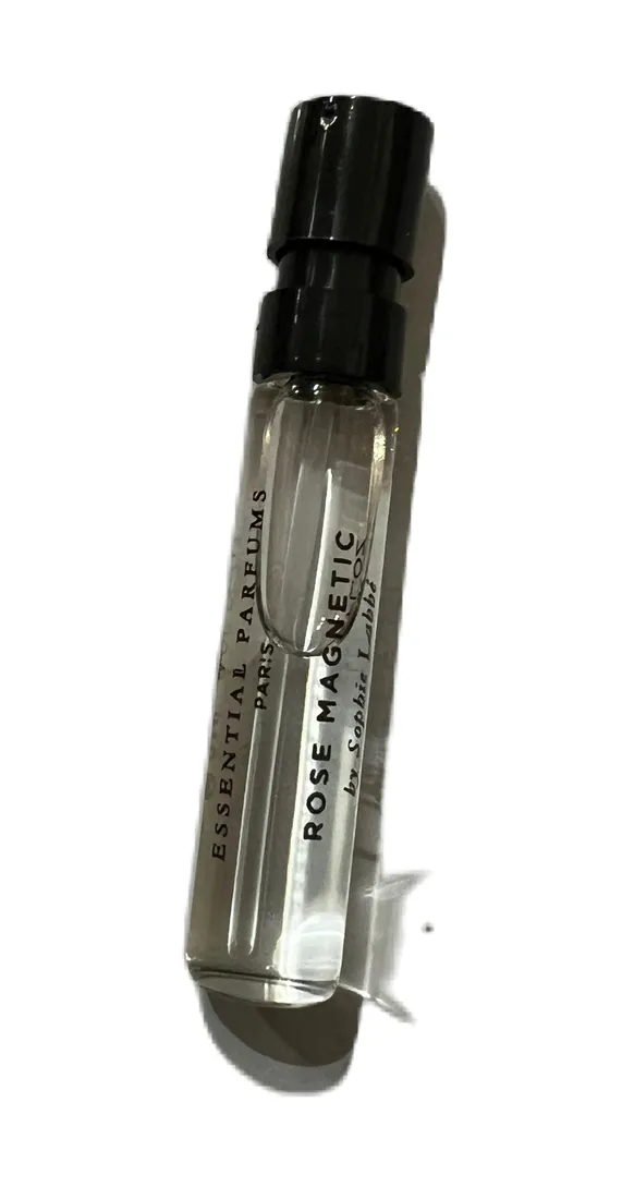 essential-parfums-woda-perfumowana-rose-magnetic