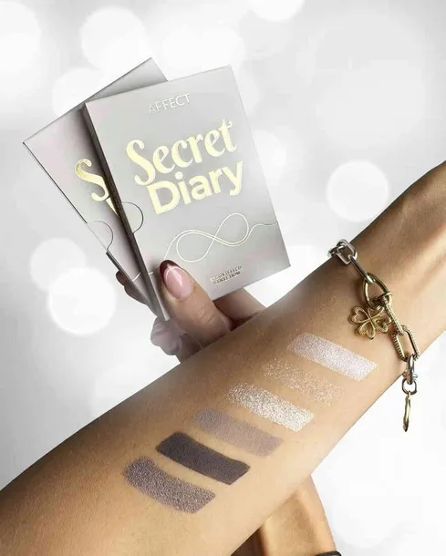 affect-mini-paleta-cieni-do-powiek-secret-diary-forma-prasowane