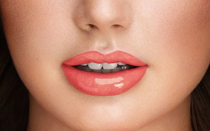 pupa-miss-blyszczyk-do-ust-203-kolor-czerwony
