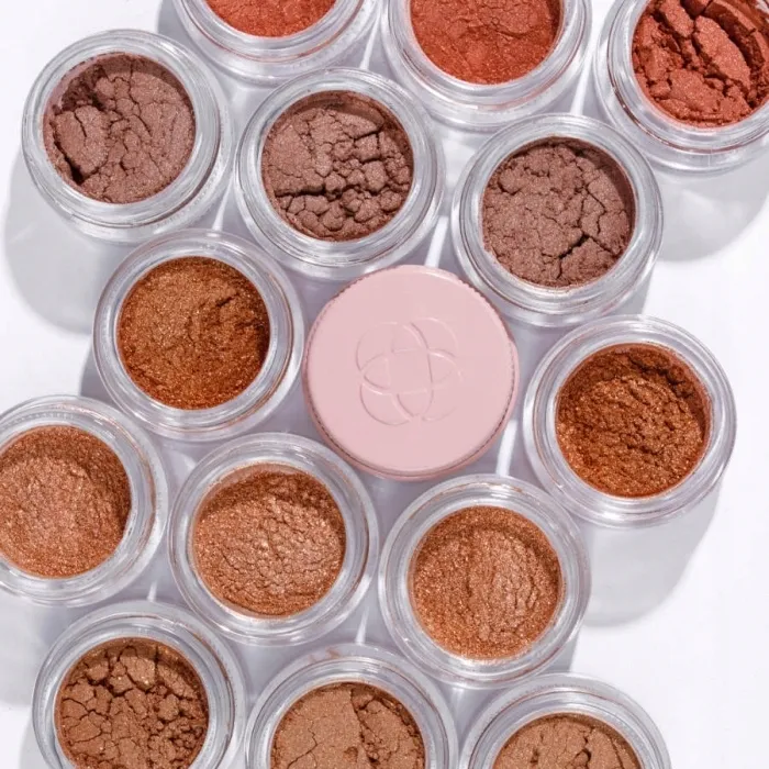 annabelle-minerals-pigment-mineralny-ruby