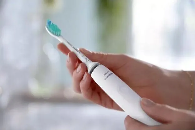 philips-sonicare-hx3671-13-bialy-kolor-dominujacy-bialy