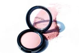 pierre-roz-do-policzkow-09-delicate-pink