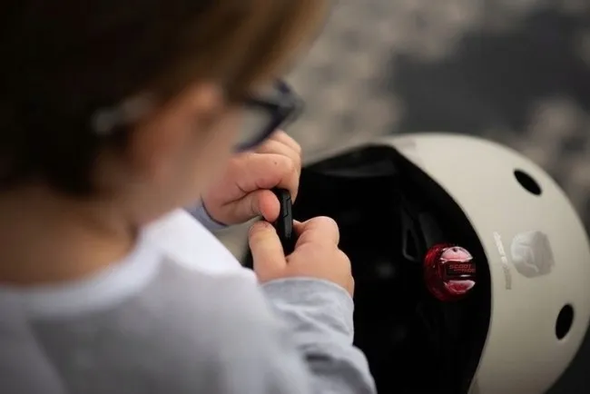 scoot-and-ride-kask-s-m-ash-marka-scoot-and-ride