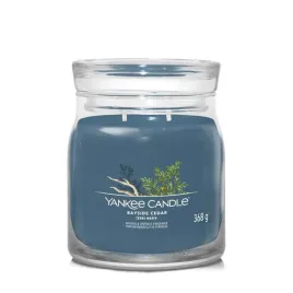 yankee-candle-signature-swieca-w-srednim-sloiku-z-2-knotami-bayside-cedar